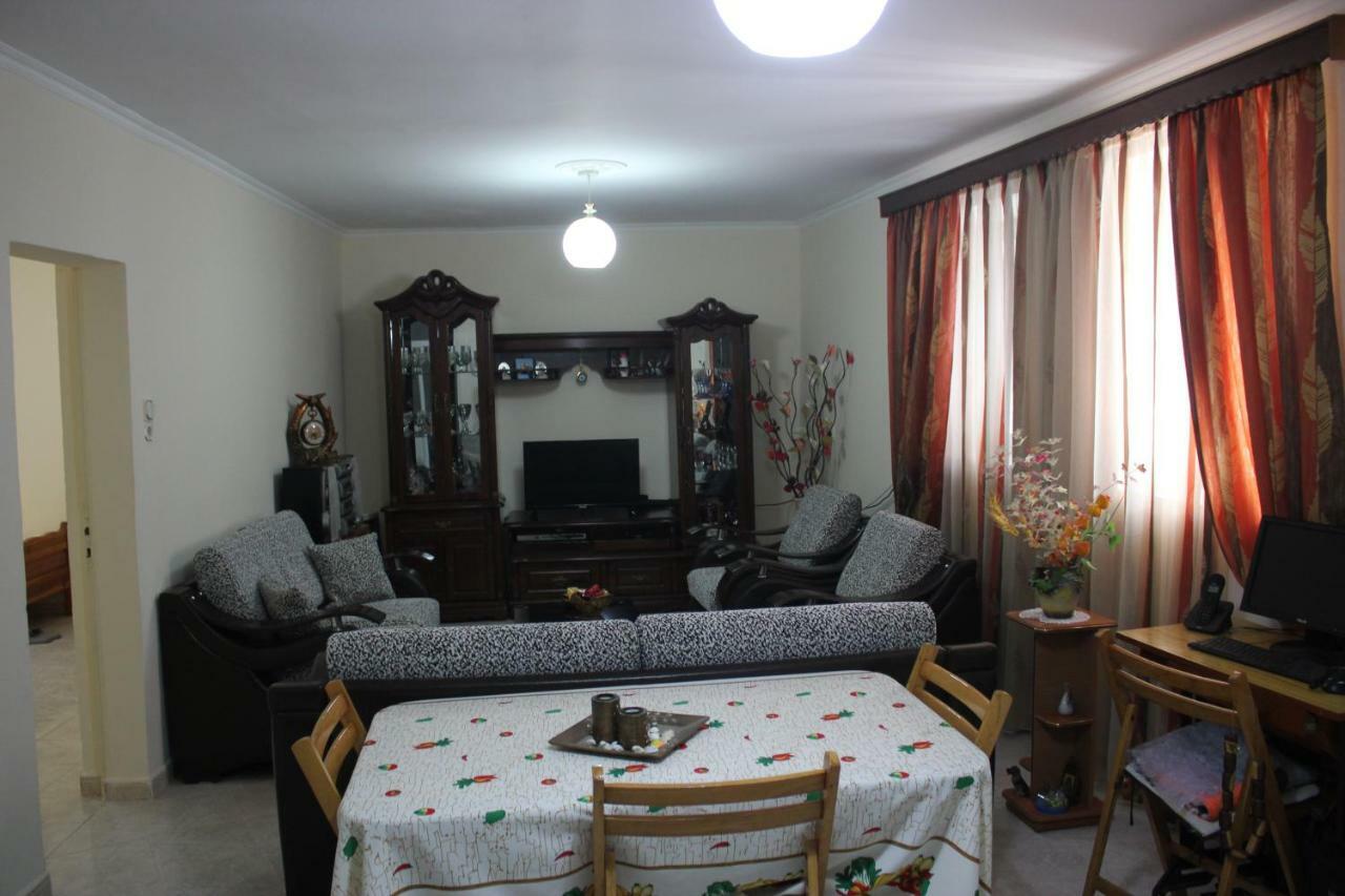 Guest House Toli Inside Berat Castle Exterior photo